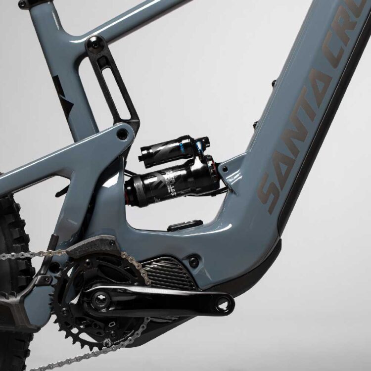 SANTA CRUZ HECKLER